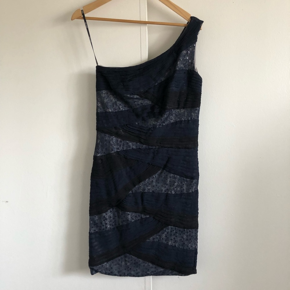 Tadashi shoji silk one shoulder mini dress size 8